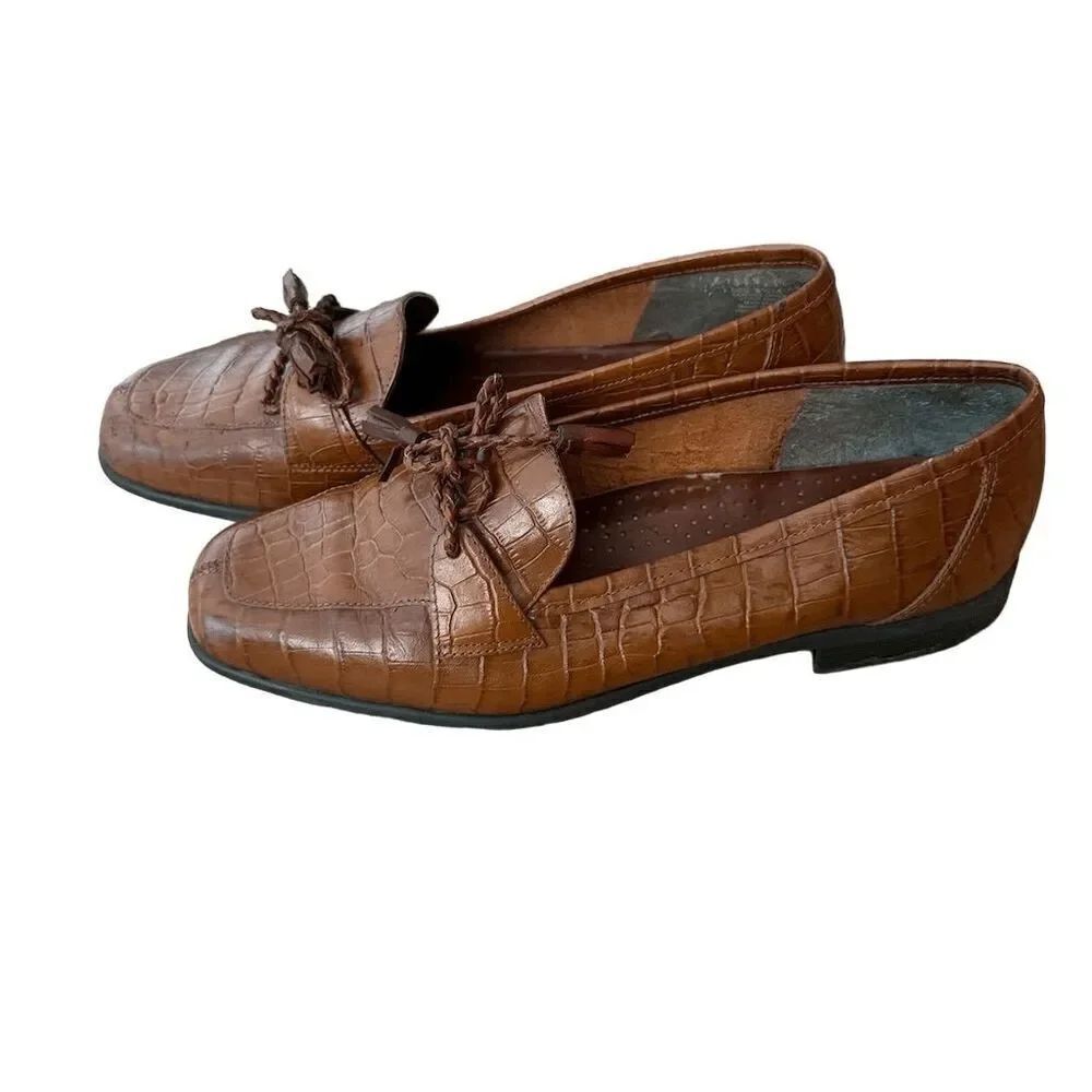 Naturalizer Women's Brown Leather Croc Embossed Loafer Slip-ons Size 8.5